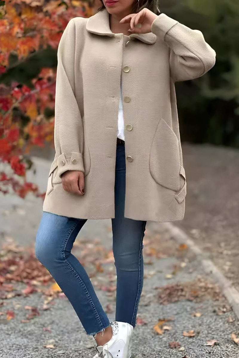 Irena™ | Klassieke jas met knopen