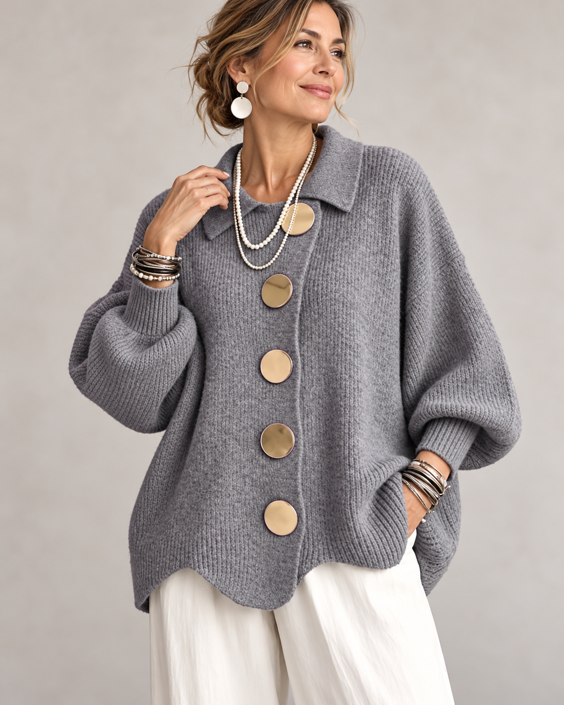 Stefania™ | Oversized Gebreid Vest met Kraag en Statementknopen