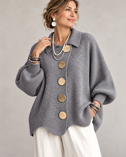 Stefania™ | Oversized Gebreid Vest met Kraag en Statementknopen