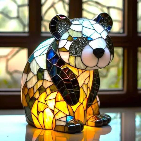 Loustic – Magische panda lamp van gekleurd glas